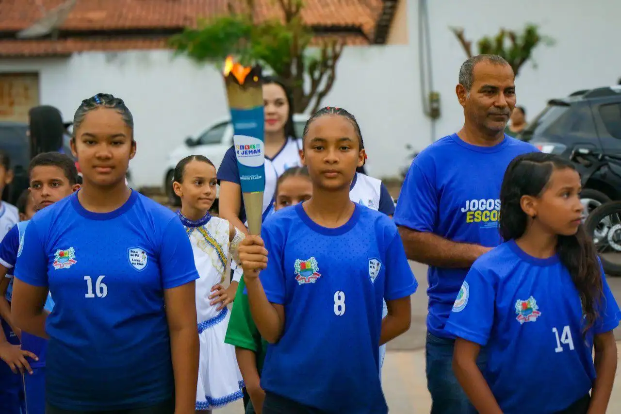 Foto 3 – JEMAN 2025 promove integração, esporte e cidadania entre estudantes de São Raimundo das Mangabeiras