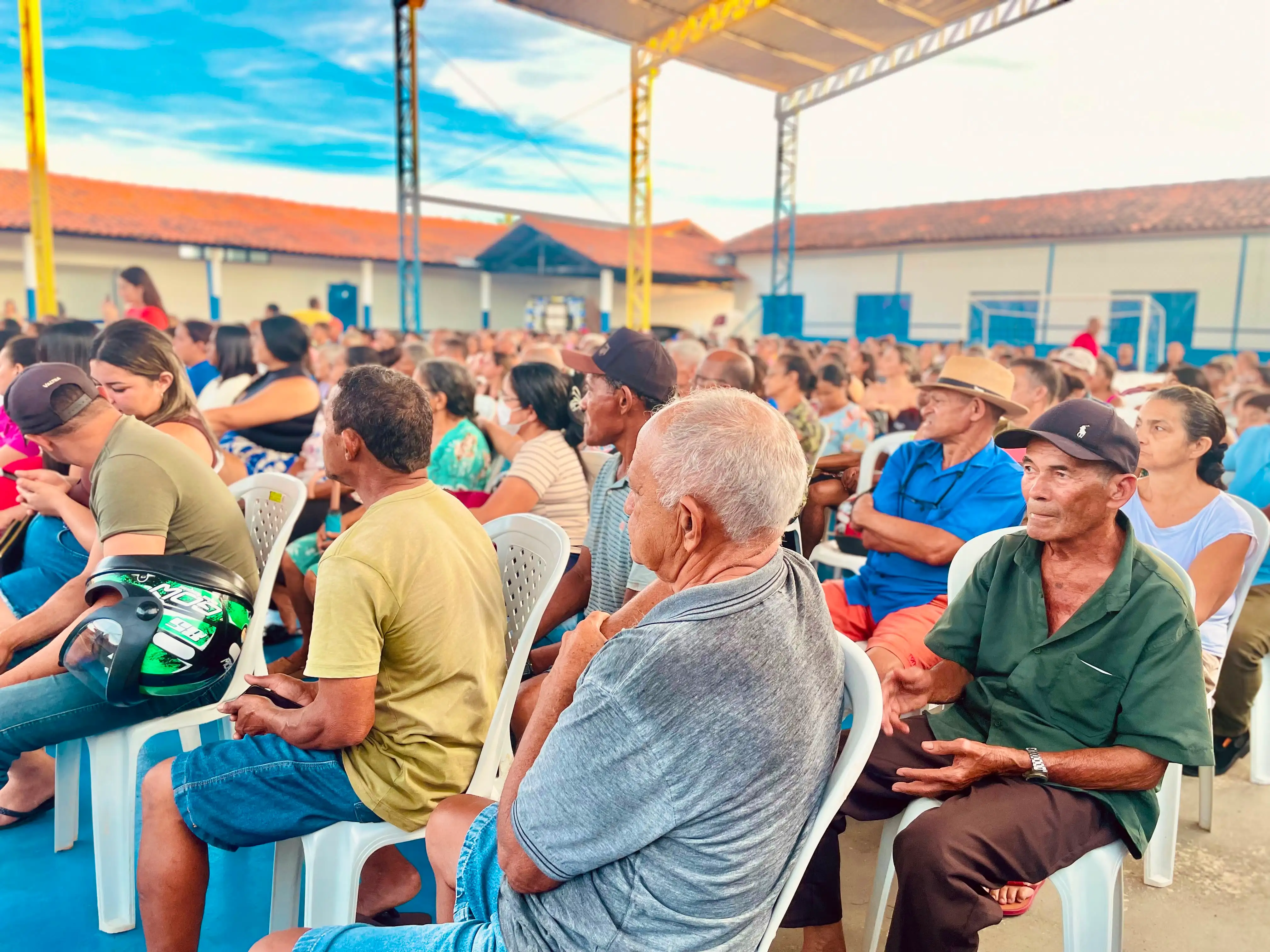 Foto 2 – Ação “Visão para Todos” entrega mais de mil óculos à população de São Raimundo das Mangabeiras