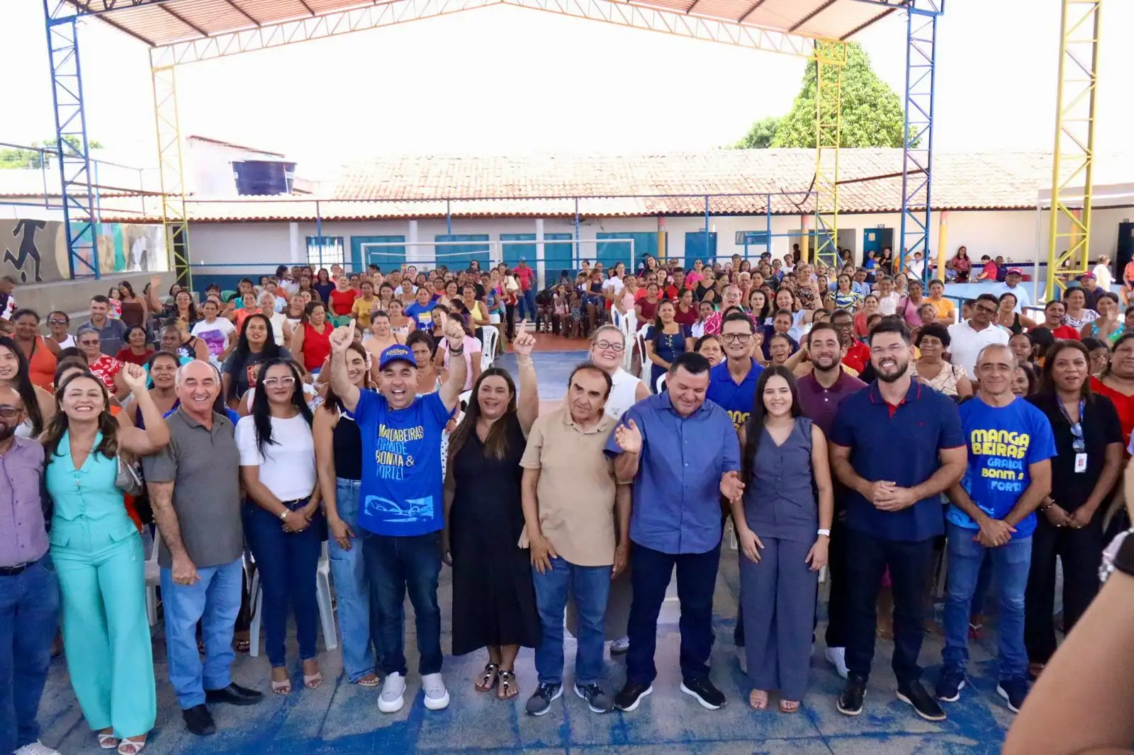 Foto 3 – Mangabeiras realiza entrega dos cartões do Programa Maranhão Livre da Fome
