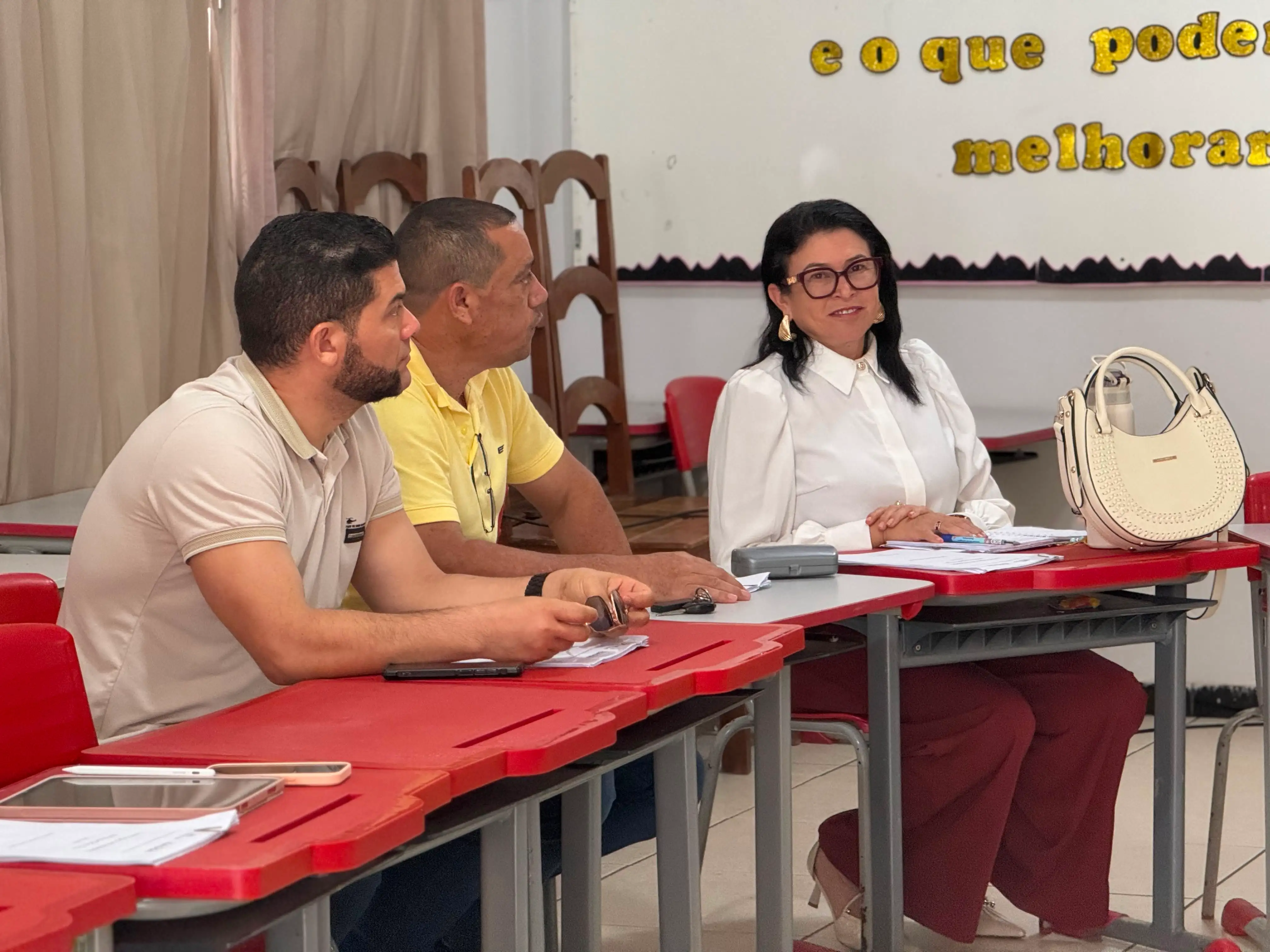 Foto 3 – Comitê de Investigação de Mortalidade Materno-Infantil realiza reunião de capacitação em São Raimundo das Mangabeiras