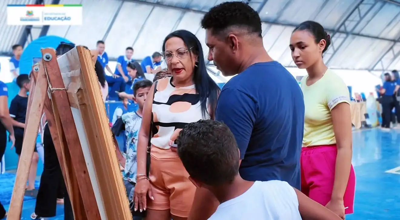 Foto 5 – Alunos da Rede Municipal se destacam na 1ª Expo Arte Mangabeiras 2025